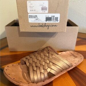 Beek Swallow Sandals in Metallic Bronze